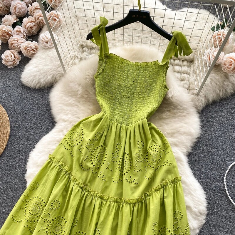 Elegantne seksikas seljataga kõrge vöökohaga tikandiga libisemiskleit A-joonega suvine rannapuhkuse õhuke naiste õhtukleit