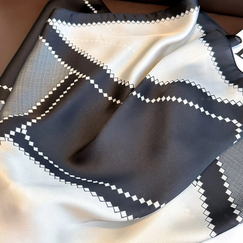 2024 șal de mătase de lux eșarfă pătrată pentru femei hijab din satin împachetări de modă batic pentru femei benzi de păr panglică bandă bandană