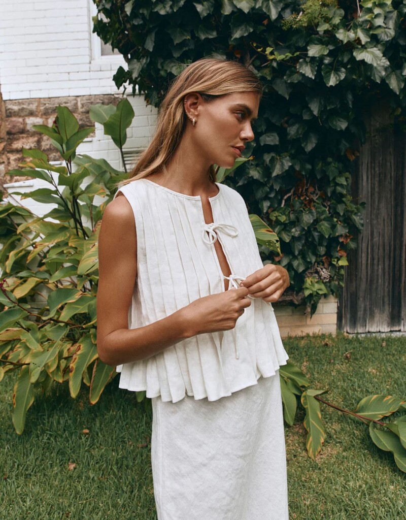 Μόδα φιόγκος με κορδόνια πουκάμισα Γυναικεία βαμβακερά λινά κούφια Αμάνικα πλισέ μπλούζες Γυναικεία 2024 Καλοκαίρι Νέα casual γυναικεία λευκά μπλουζάκια