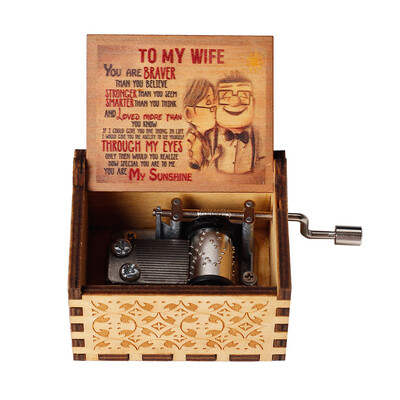 Kõige populaarsem puidust käsitsi vändaga muusikakarp Dragon Balli jõulukink sünnipäevaks, uusaastakingitus