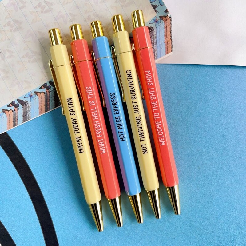 Solvav pliiats MAMA Pen Festival Push Type Plastic Work Sucks Pen Funny Kirjatarbed Klienditeenindus Pliiatsid School