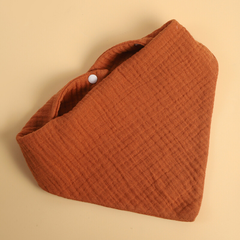 Beebiriidest drool neljakihiline marli beebi veekindel kolmnurkriidest drool rinnahoidja ees ja taga saadaval kontrastvärvi beebi rinnahoidja