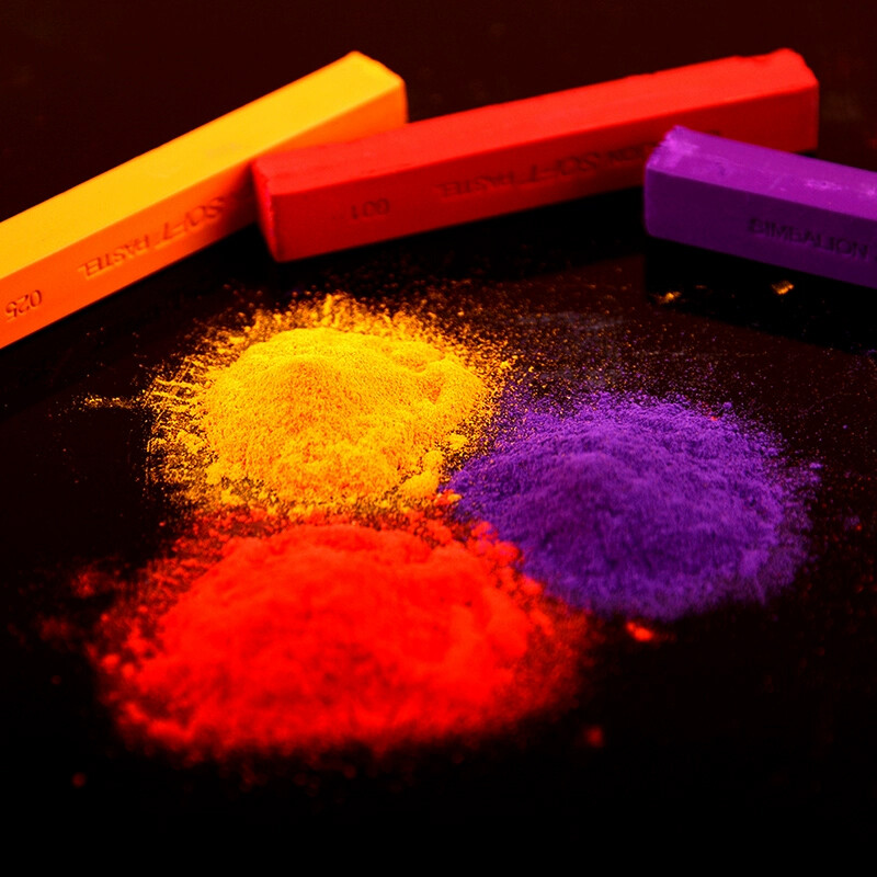 SIMBALION melni/balti mīksti pasteļi/krītiņi/nūjiņas/krītiņi 6 gab