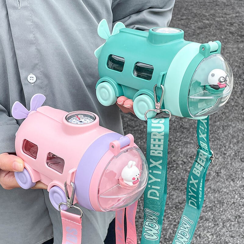 Sticlă de plastic drăguță de desene animate de 550 ml cu paie, submarin de capacitate mare pentru copii, ceașcă cu apă tritan, sticlă de apă pentru școală de grădiniță