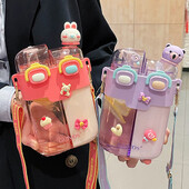 780 ml laste veepudel õlgedest poolitatud sektsiooniga topelt joogitops kooli/kodu jaoks Multifilmi lekkekindel kruus, kaasaskantav tass