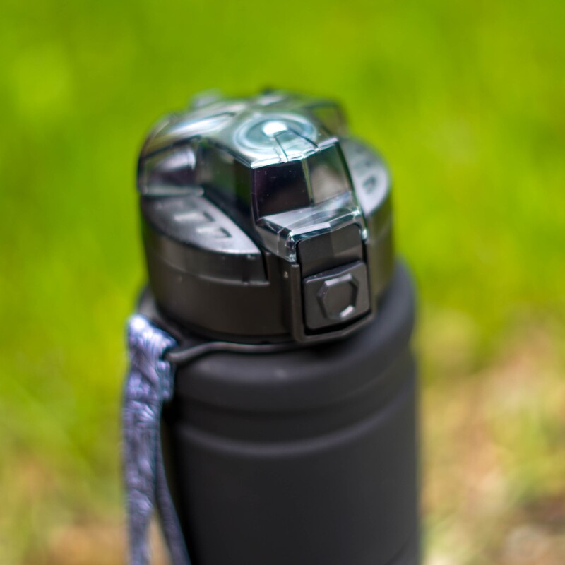 500 ml spordiveepudel BPA-vaba kukkumisvastane lekkekindel suure mahutavusega spordisaali pudel Tritan plastikust kaasaskantav pudelivesi