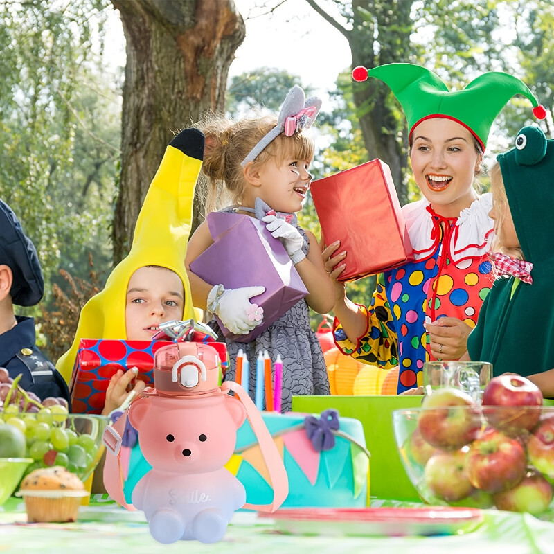 Sticlă de apă cu paie 22 oz/650 ml fără BPA Sticle portabile de băut cu urs drăguț, fără scurgeri, cu curea, pentru călătorii școlare pentru fete