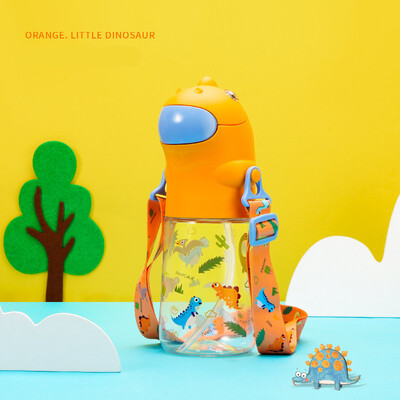 560 ml karbist dinosauruse õlgedest veepudel lastele koos rihmadega Tritan Bpa, purunemiskindel Kawaii lapsekõrvits kooli jaoks
