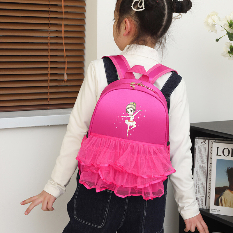 Vingrošanas zāle, mugursoma, treniņi un vingrošana, bērni dejotāju meitenes, lielas nedēļas nogales bērniem, skolas pleciem, fitnesa ceļojumiem, sporta soma