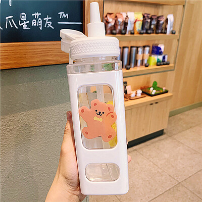 Μπουκάλι νερού Kawaii Shaker με αυτοκόλλητο από άχυρο Cute χωρίς BPA 700ml/900ml Πλαστικό Φορητό Μπουκάλι Ροφήματος Gourde για κορίτσι
