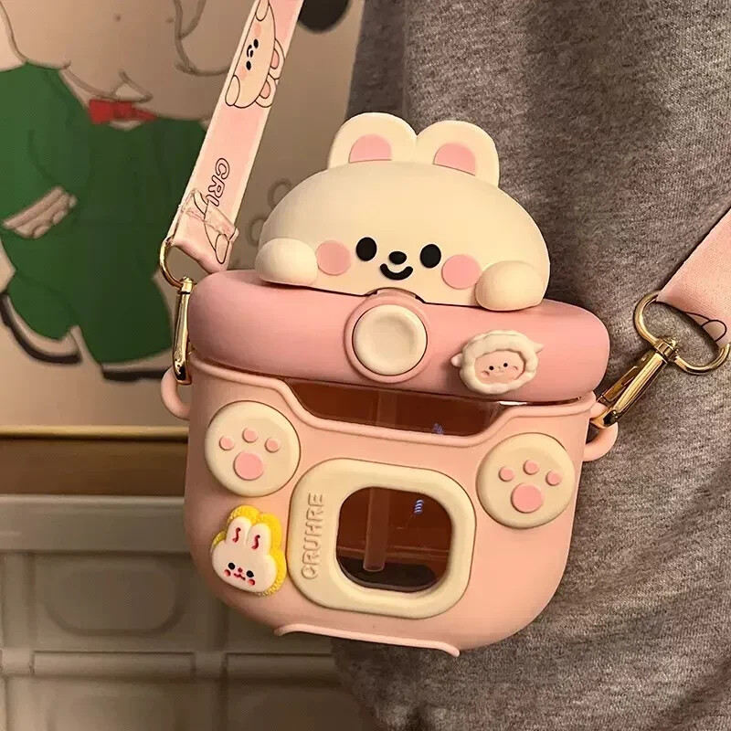 Kawaii karu veekeetja kõrrega veepudel 550 ml armas laste veetass, suure mahutavusega plastikust õlgedest joogitass, laps kooli jaoks