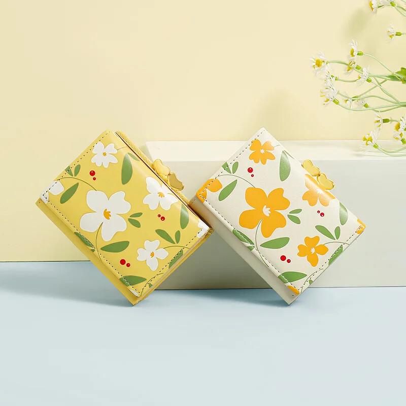 Moodne naiste armas lilleline rahakott Brändi disainiga PU-nahast naiste lühike mündirahakott Väike naiste kaardihoidja Siduriga rahakotid naistele