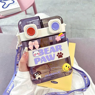 Armas ruudukujuline kahekordne joogiveepudel õlgedega BPA-vaba, suure mahutavusega laste tüdrukute Jumbo plastikust tass koos teekambriga