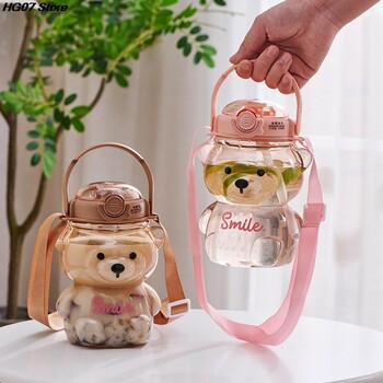 1000ml Μεγάλης χωρητικότητας Cartoon Bear Plastic Sippy Cup Παιδικό φορητό σακίδιο πλάτης Βραστήρας Κούπα με μπουκάλι νερού με ψάθινο κύπελλο