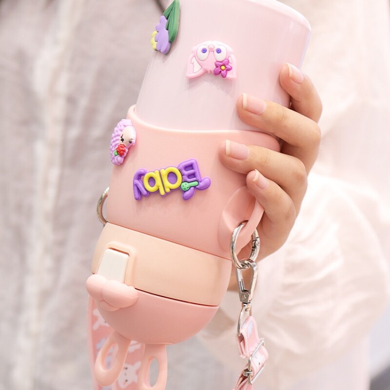 Child Thermal pudel 500ml küülik Liimid Konks Lastele Spordipudel Härmas õlgedest Tass Suure mahutavusega veetass armas pudel