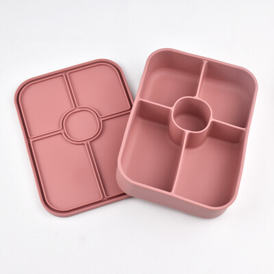 Хранителна силиконова кутия за обяд с 5 решетки и кутия за бенто може да влезе в микровълнова фурна и фризер за обяд и лека закуска с капак за работа в училище Пътуване