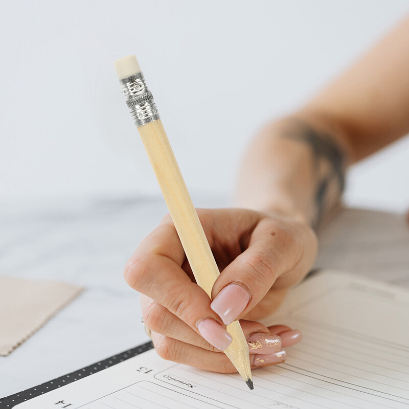 35 vnt. Rąstas 10 cm Mini trumpas pieštukas Studentams pradedantiesiems Pusiau pieštukai medinis dėklas, medinis vaikams, rašantis