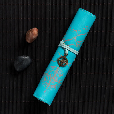 Jauni retro rullīšu zīmuļu futrāļi Ādas zīmuļu kastīte Uzglabāšanas zīmuļu soma Pencils Estuches Escolares skolas piederumu pildspalvu dāvanu kastīte