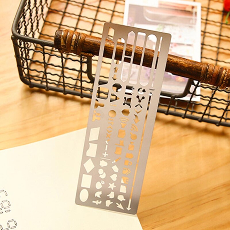 Õõnes metallist joonlaud Käsitöö stantsid Joonistusmalli Joonlaud Scrapbooking Metallist reisipäevik Sülearvuti isetegemise tööriist Malli kaunistus