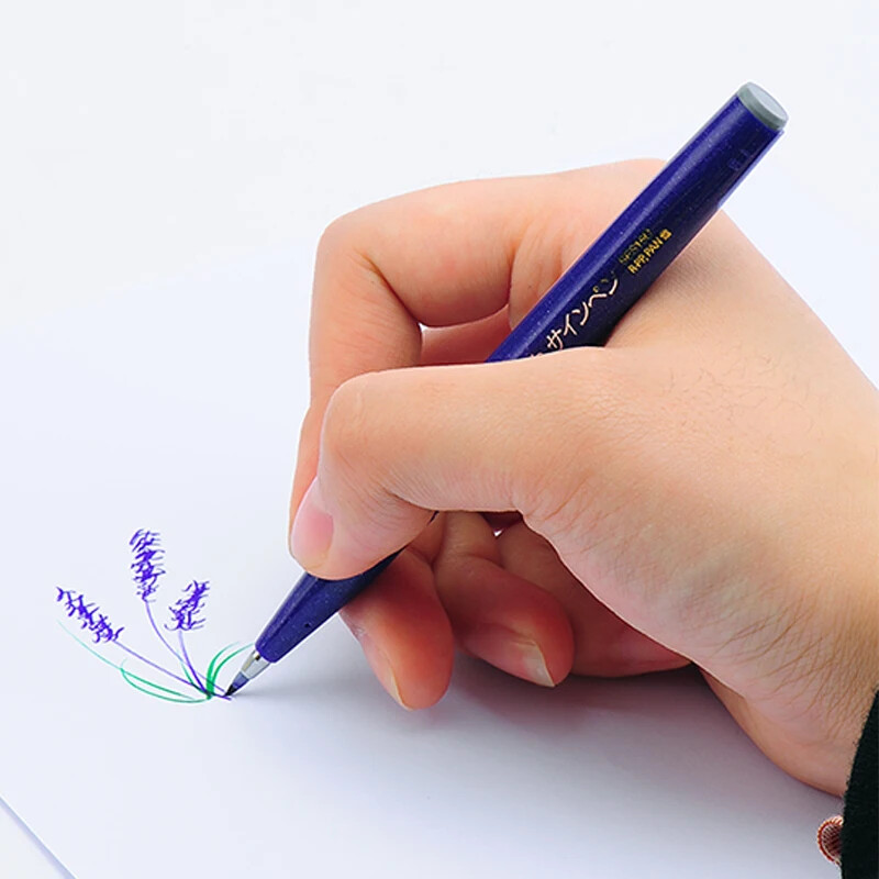 1 tk Jaapani Penteli puutetundliku pintsliga märgipliiats, painduva otsaga värviline pehme ots Saadaval SES15C värvilise joonistamise kunstitarbed kirjatarbed