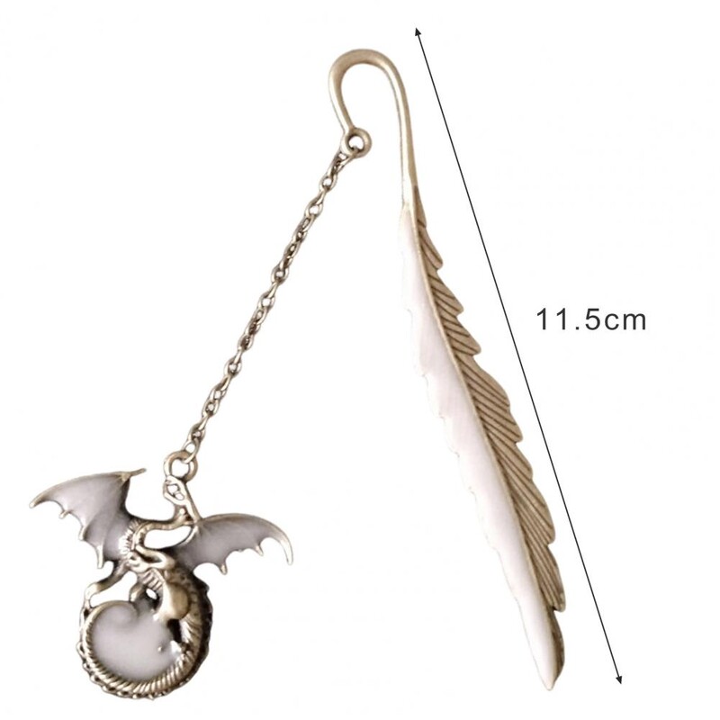 Vintage metallist järjehoidjad Helendav sulgede disain lendava lohega Järjehoidja Armsad loomad Järjehoidja ripats Kirjatarbed