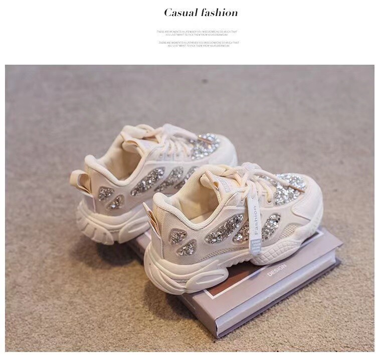 Пролетна мода 2022 г. Детски маратонки със стрази Блестящи детски спортове за свободното време на открито Бели обувки Червени детски обувки за момичета за малко дете