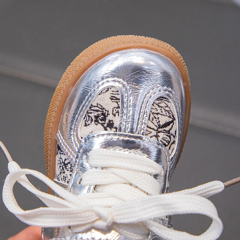 2024 Copii pantofi ocazional pentru fete toamna noua moda si confortabil cu fund moale anti-alunecos stil coreean pantofi la modă șic