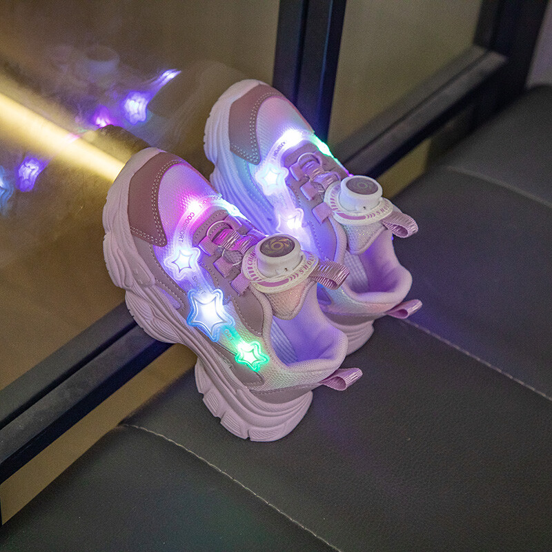 Tüdrukute võrgust hingavad spordijalatsid Suvised Uued LED Laste Armsad Tossud Lastele Pöörake tagumikku vabaajajalatsid Kerged kingad Suurus 26-34