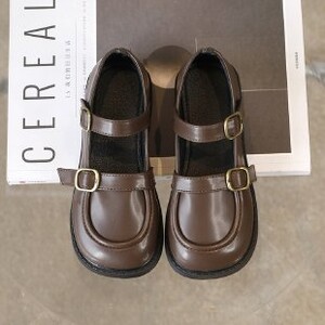 Tüdrukute 2024. aasta kevadised, hingavad ühekordsed lastekingad, pehme tallaga kerged printsessi Korea tüdrukute nahast kingad