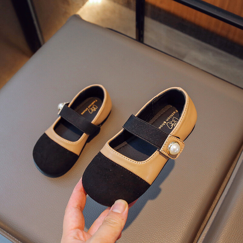 Tüdrukute Mary Janesi kingad Moodsad lastele Mokasiinikingad Värviga sobituvad kevad-sügismood Lastepärlid Printsessikingad