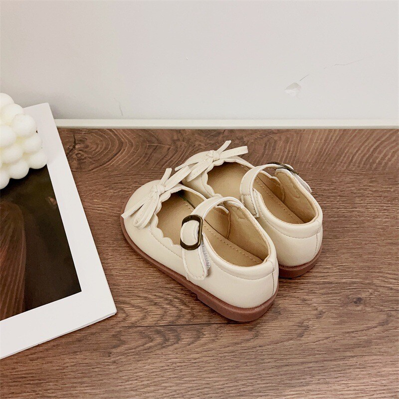 Сладки обувки с мъниста Mary Jane Детски обувки с ниски токове за момичета Вечерна рокля за парти Черни бели училищни обувки за деца с панделка H03015