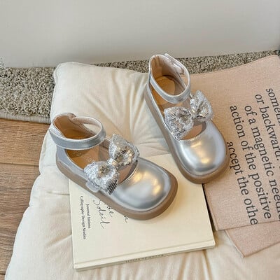 Jaunas meiteņu spīdīgas lakādas apavi Mirdzoši tauriņi Eleganti pavasara rudens meiteņu apavi ar augstu augšējo potīti, bērnu apavi H07301