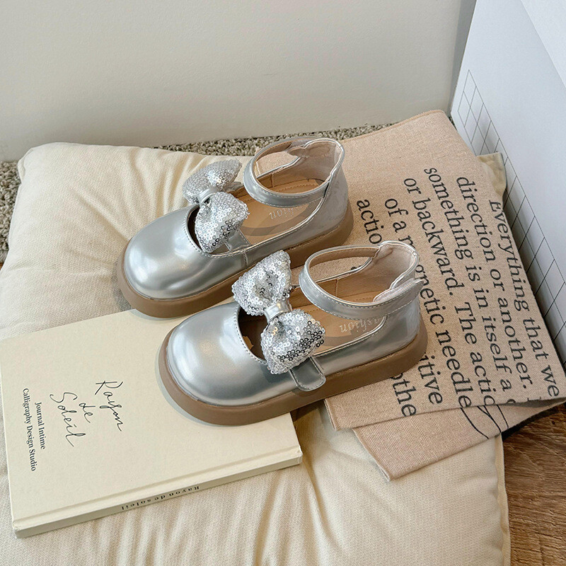 Jaunas meiteņu spīdīgas lakādas apavi Mirdzoši tauriņi Eleganti pavasara rudens meiteņu apavi ar augstu augšējo potīti, bērnu apavi H07301