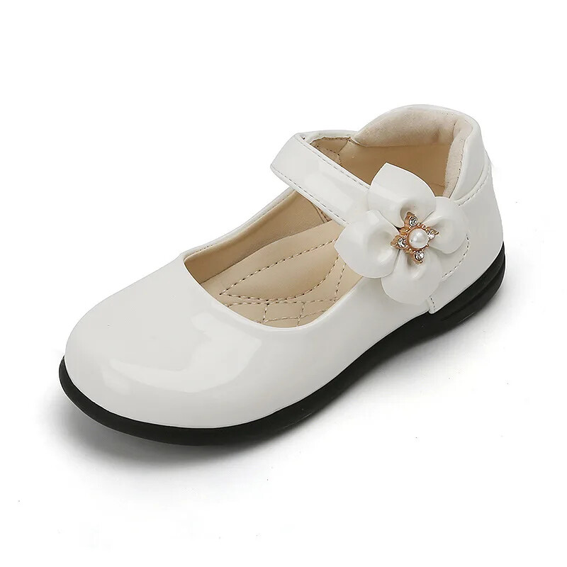 Meiteņu melnas ādas kurpes Princeses ballīte Kāzu ziedi ar pērlēm Sweet Girl Fashion Mocasin Bērniem Dzīvokļi Daudzpusīgi Mary Janes