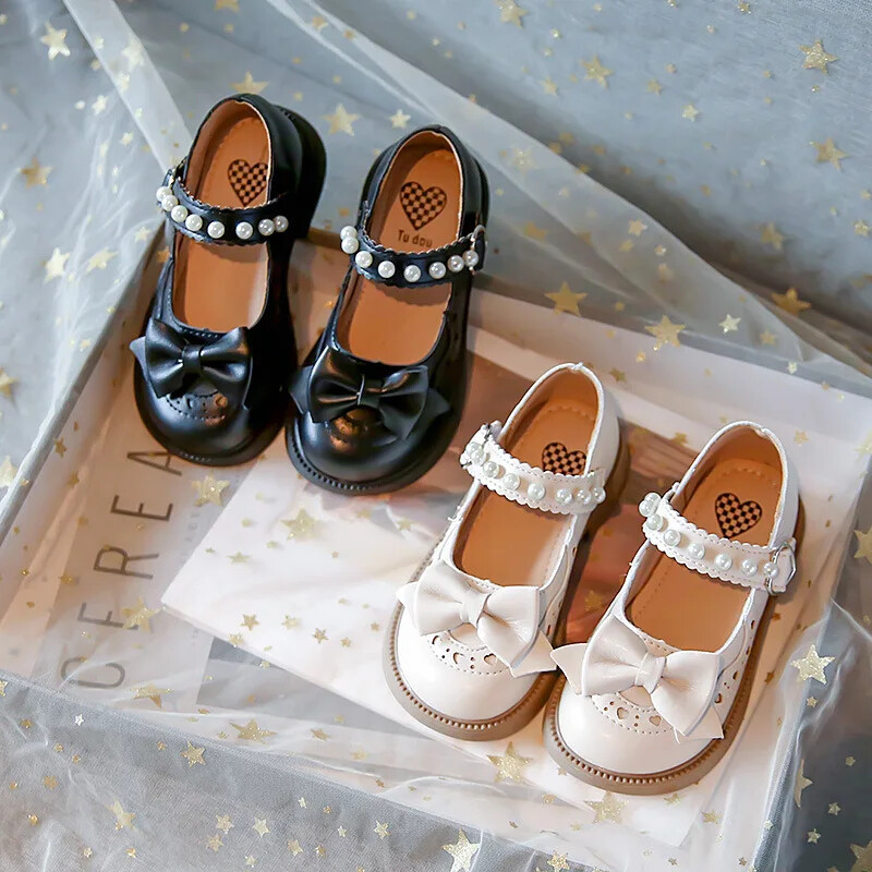 Laste nahast kingad Laste vabaajajalatsid väikelastele Väikeste tüdrukute jalatsid 2024. aasta kevad-sügisel uued printsessi pärlid kikilips