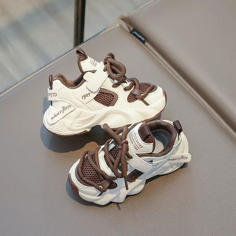 2024. aasta uued tüdrukute moed, paksu tallaga, libisemiskindlad vabaaja tossud, pehmed lastele mõeldud hingavast võrgust ülemised spordijalatsid poistele