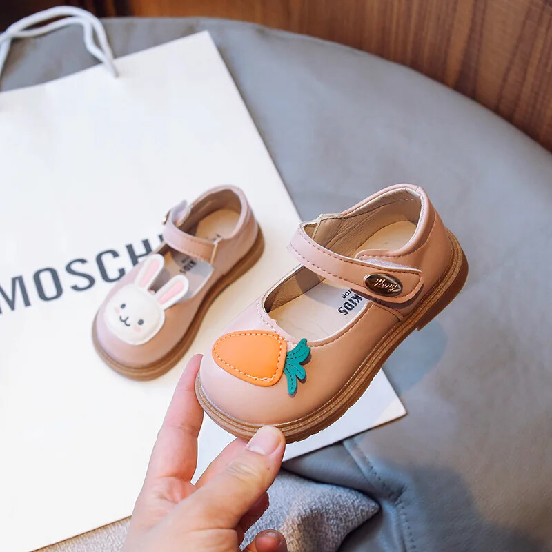 Tüdrukute kingad sügiseks Armas jänes porgand Lastele Multikas Pehmed libisemiskindlad nahast kingad Lastekleit Lame mood Põhjus Mary Janes