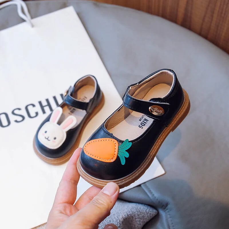 Tüdrukute kingad sügiseks Armas jänes porgand Lastele Multikas Pehmed libisemiskindlad nahast kingad Lastekleit Lame mood Põhjus Mary Janes