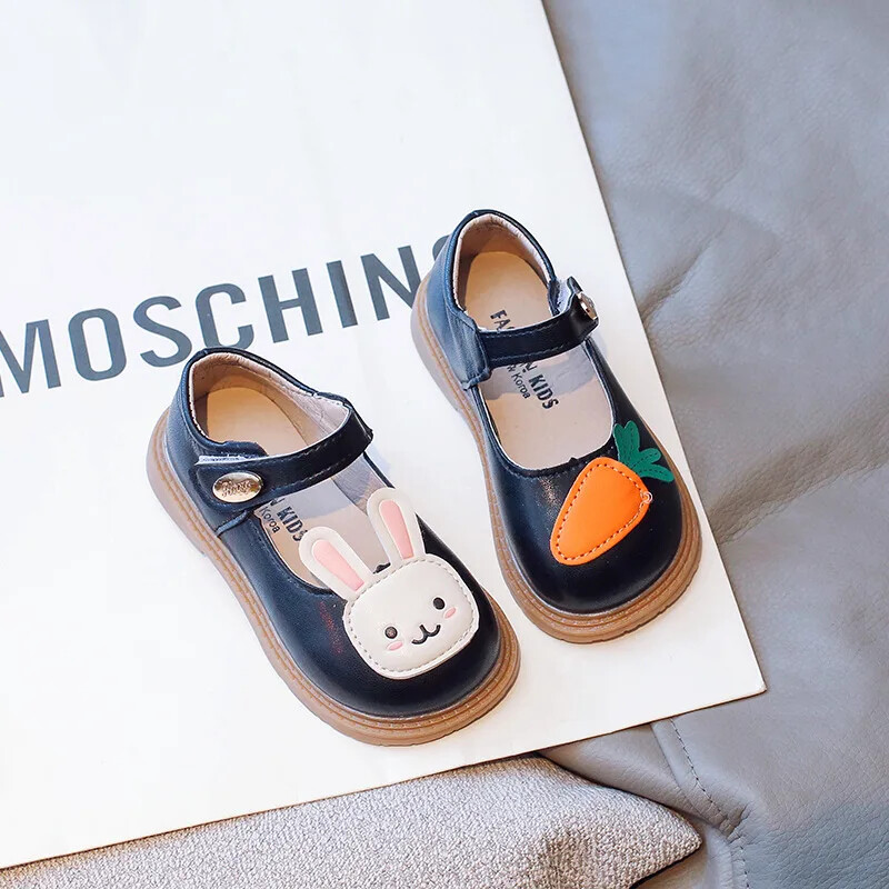 Tüdrukute kingad sügiseks Armas jänes porgand Lastele Multikas Pehmed libisemiskindlad nahast kingad Lastekleit Lame mood Põhjus Mary Janes