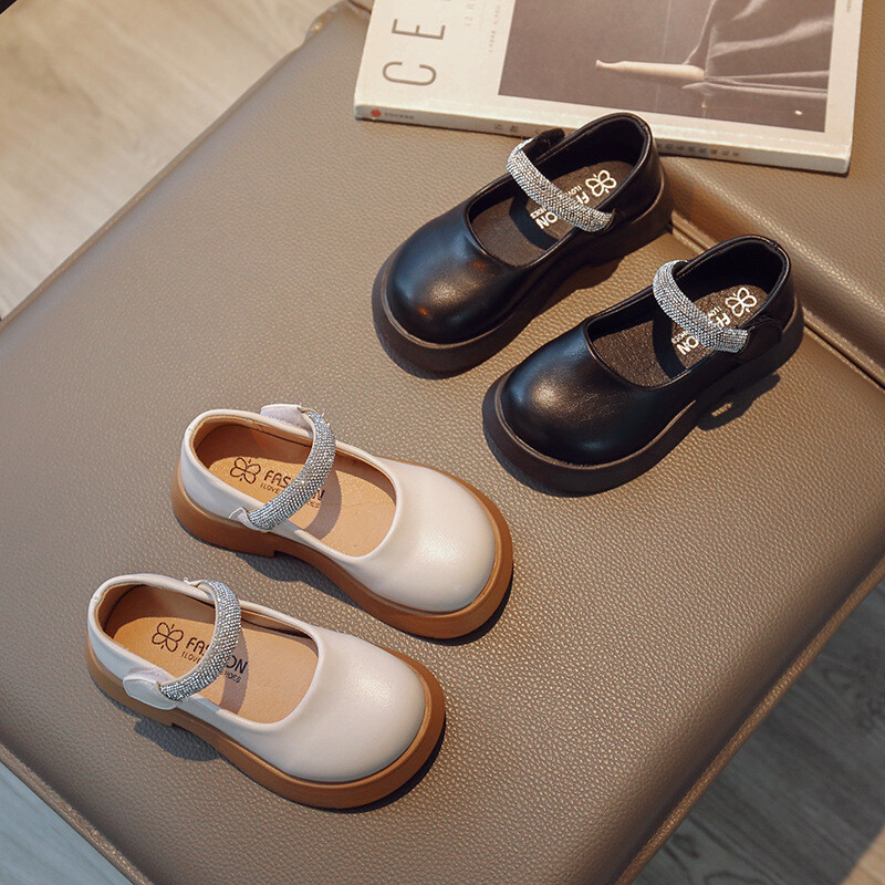 Tüdrukute printsessikingad Sügis Uued Laste Pehme Tald Mood Rhinestonest Nahast kingad Koolipidu Pulmad Lastejalatsid J122