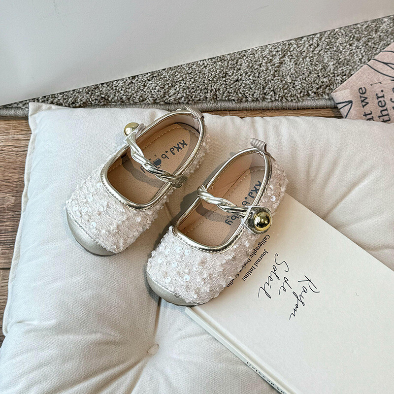 2024 Tüdrukute printsessikingad Lastemood Bling Glitter Kids Kingad Baby Girls Party üliõpilastele lamedad nahast kingad Lapsed H07156