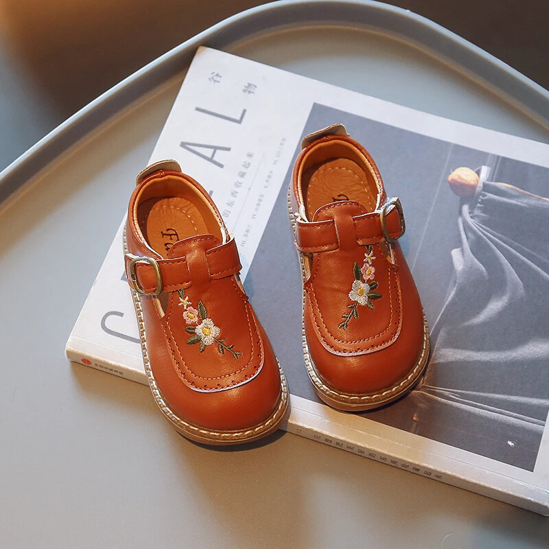 Detské dievčenské jesenné topánky s vyšívanými kvetinovými vzormi Mary James z roku 2024, vintage štýl, pohodlné detské topánky s krytou špičkou