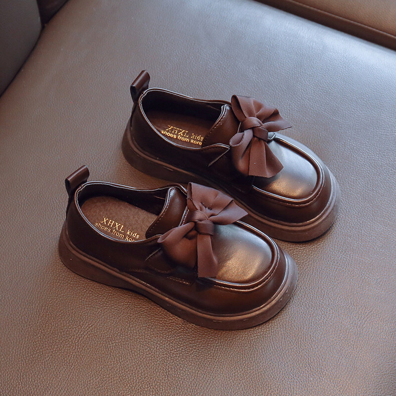 Tüdrukute nahast kingad, 2024. aasta sügis, uus Briti koolistiilis laste püksid, pehme tallaga jalatsid, printsessi moodsad vibusõlmega õpilaskingad