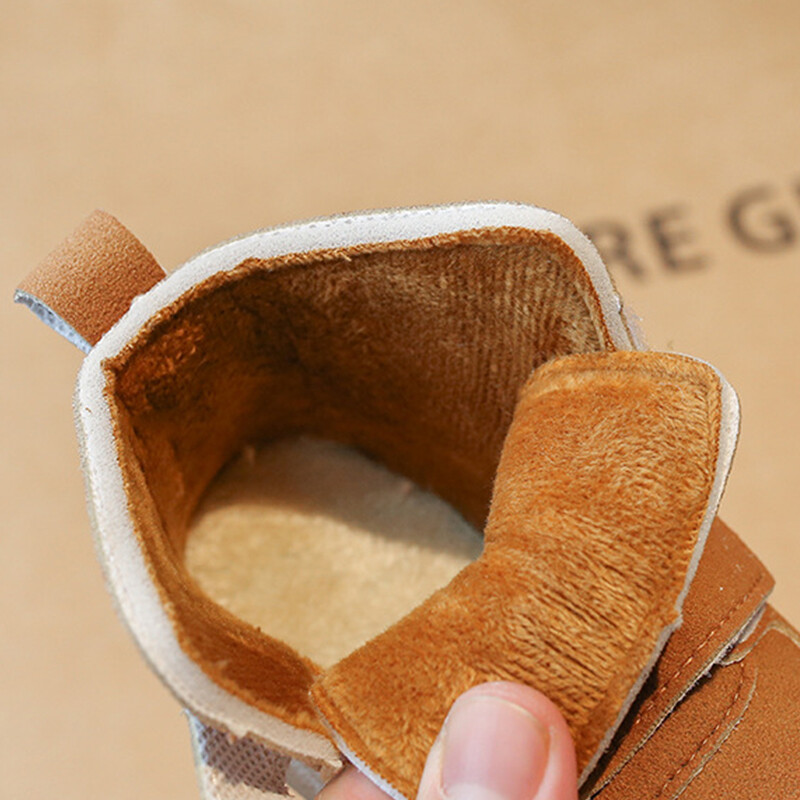 Есенни нови детски къси ботуши Момчета Красиви ботуши в британски стил Момичета Модни ботуши с дизайн на двойна кука Бебешки топли памучни обувки