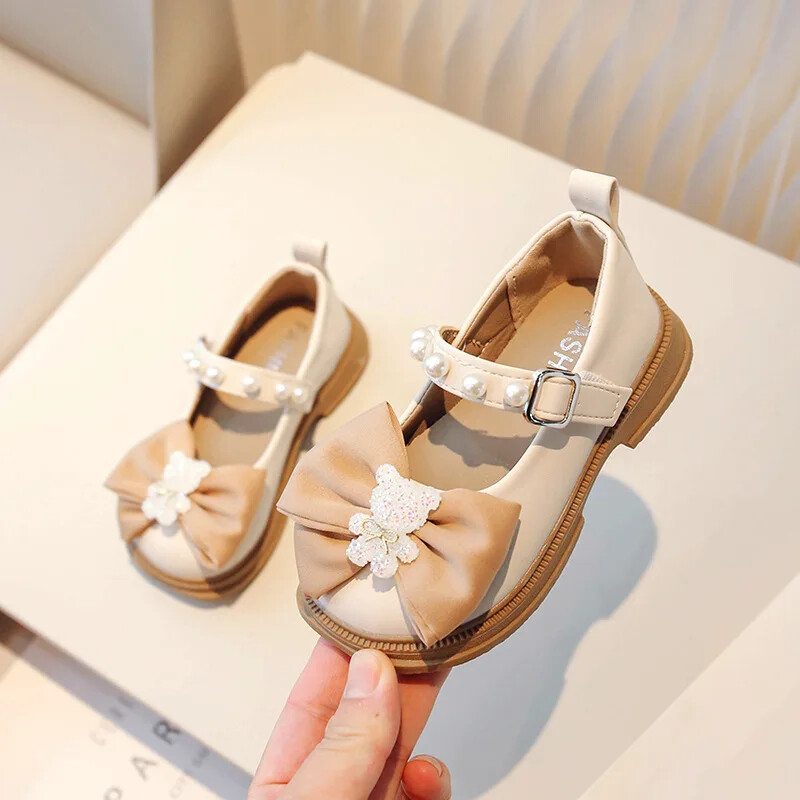 Armsad kristallkaru kaunistused Beebi koolikingad tüdrukutele Pearl Ankle Strape Printsessi kingad Tüdrukutele Elegantsed peokingad Lapsed G08032