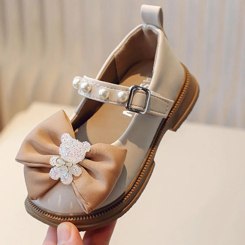 Armsad kristallkaru kaunistused Beebi koolikingad tüdrukutele Pearl Ankle Strape Printsessi kingad Tüdrukutele Elegantsed peokingad Lapsed G08032