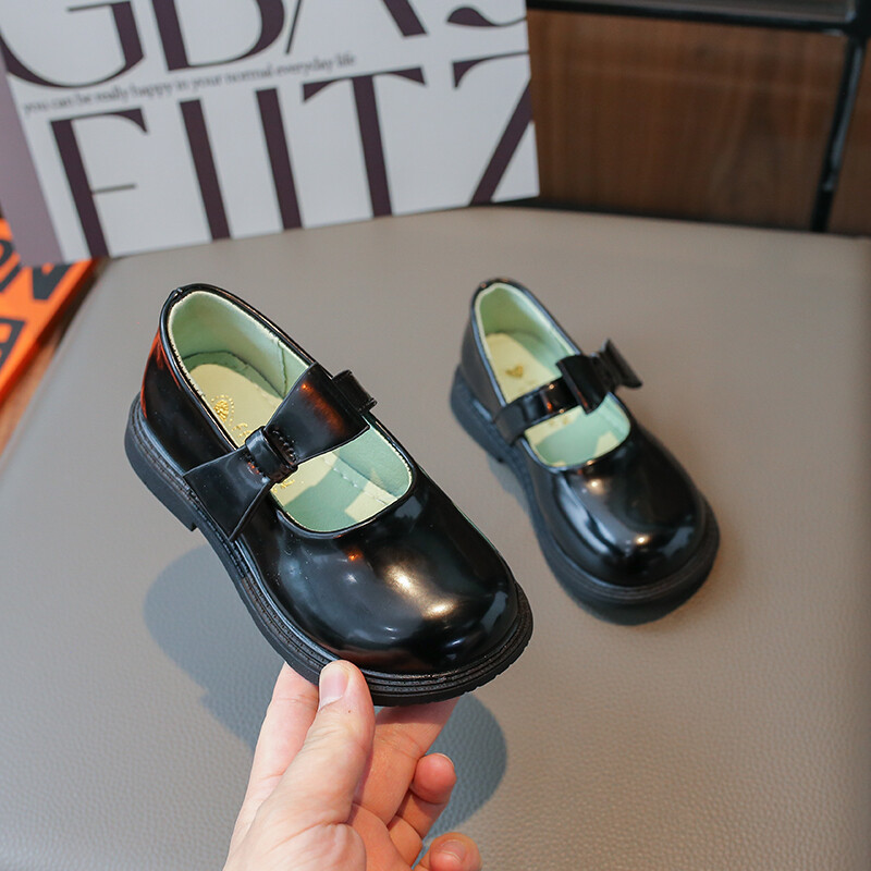 Tüdrukute nahast kingad lastele Pulmakleit Printsess Koolikingad Lastele Suvised vöörisõlm mustad Tudengisandaalid Korea moes