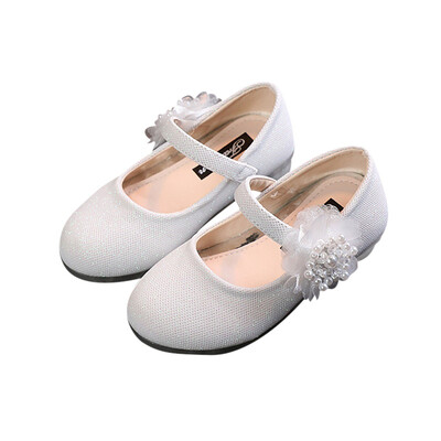 Tüdrukute nahast kingad Laste kingad Sweet Pearl Flower Lapsed Printsessisandaalid Pehme tallaga tüdrukute kingad tantsupeoks sünnipäevaks