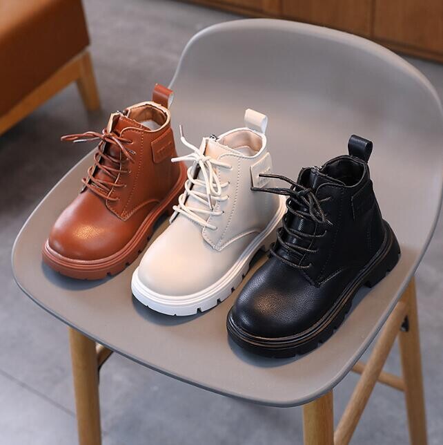 Sügistalv Beebi Lapsed Lühikesed saapad Soojad poisid Tüdrukud Kingad Pu Nahast Lastesaapad Mood Väikelaste Saapad Laste Lumekingad