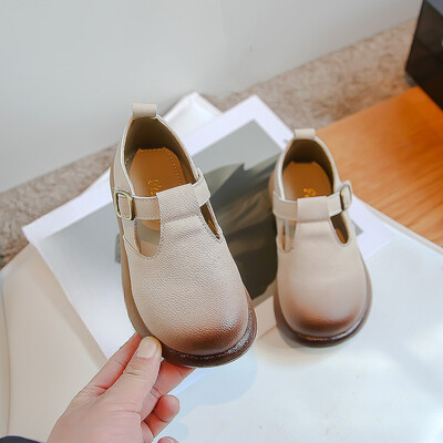 2024. aasta kevad, uus stiil Moodsad ja mugavad vabaaja madala suuga tüdrukute pehme tallaga kulumiskindlad madala otsaga nahast kingad